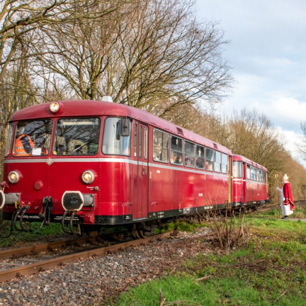 Nikolausfahrt mit dem Schienenbus