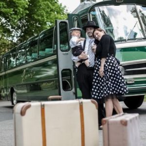 Nostalgietour mit Oldtimerbus und Feldbahn