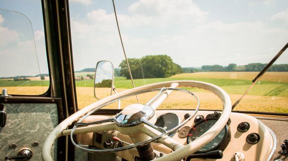 Nostalgietour mit Oldtimerbus und Feldbahn – Bild 5